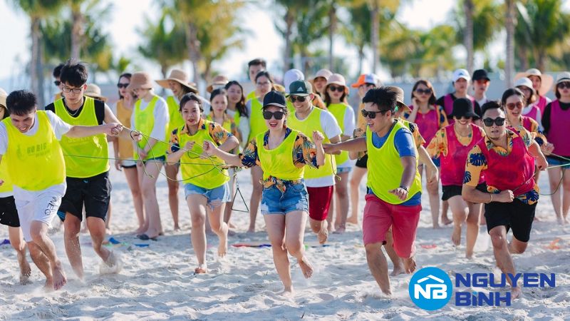 Sự kiện team building và hoạt động trải nghiệm