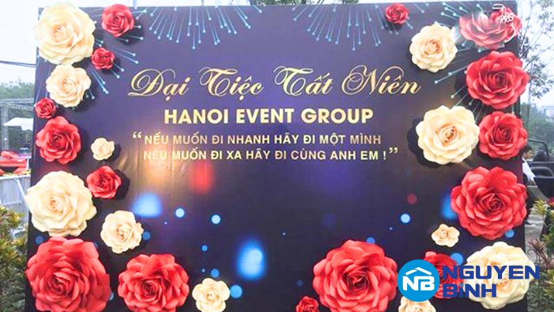 Kích thước lý tưởng cho backdrop chụp hình là 2.3 x 2.5m