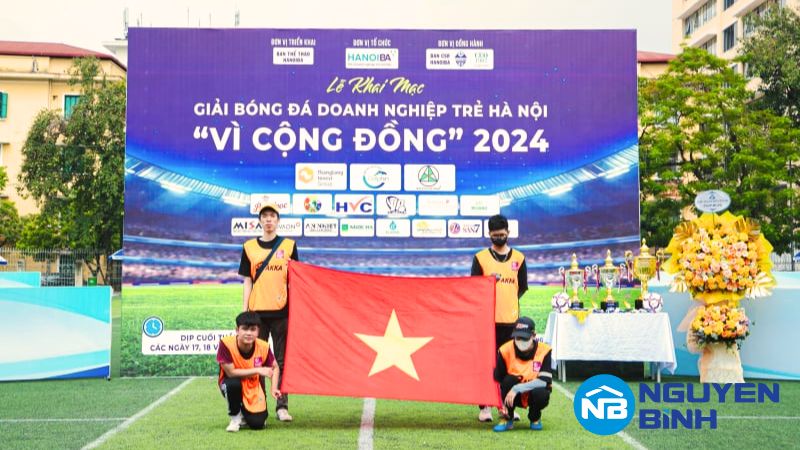 Kích thước chuẩn cho backdrop trong các trận bóng đá thường là: 5m x 3m, 6m x 2m, hoặc 6m x 4m