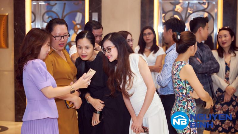Kịch bản gala dinner