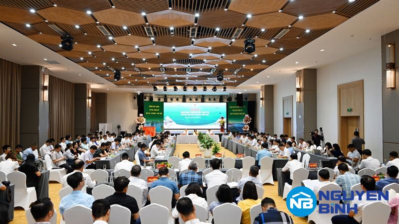 Phân biệt sự khác nhau giữa Hội nghị và Hội thảo