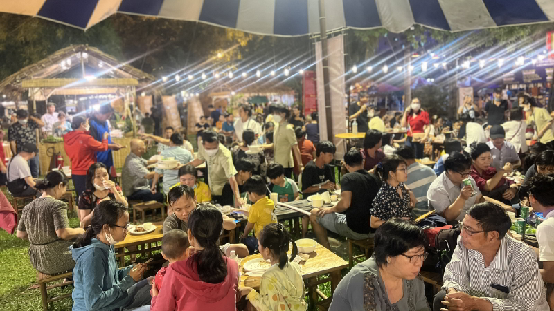 Làm sao để thiết kế menu hội chợ ẩm thực thật ấn tượng
